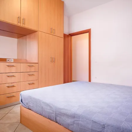Apartment Niko's Skala *
